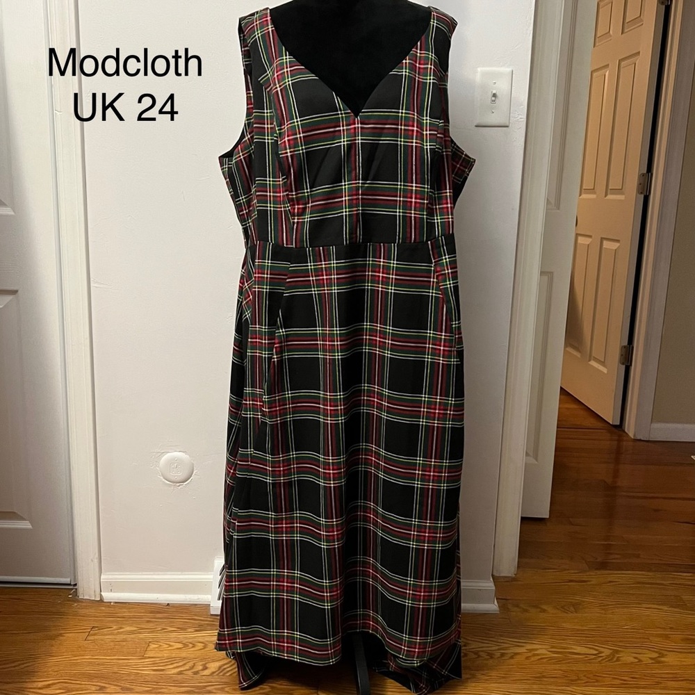 Modcloth high-low plaid dress